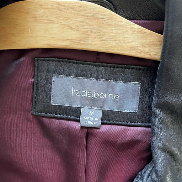 Leather jacket - Picture 5 of 9